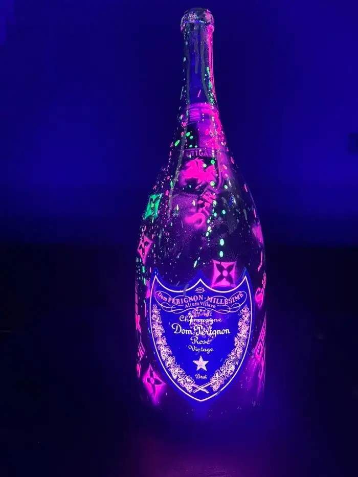 Neon Celebration – 2Faces – Bild 1