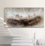 Großformatiges abstraktes Wandgemälde in Braun-, Beige-, Grau- und Weißtönen. Strukturierte, rissige Oberfläche, Malmittel ist Haut- und Knochenleim.